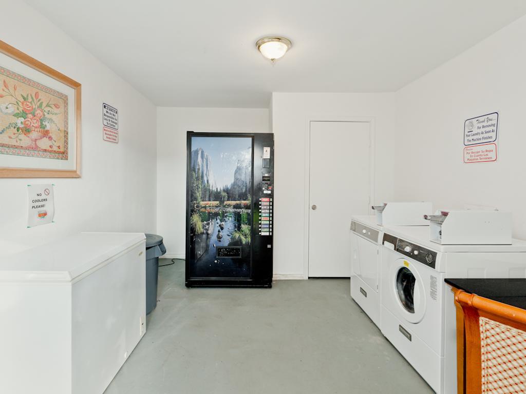 Hempstead Country Inn & Suites エクステリア 写真
