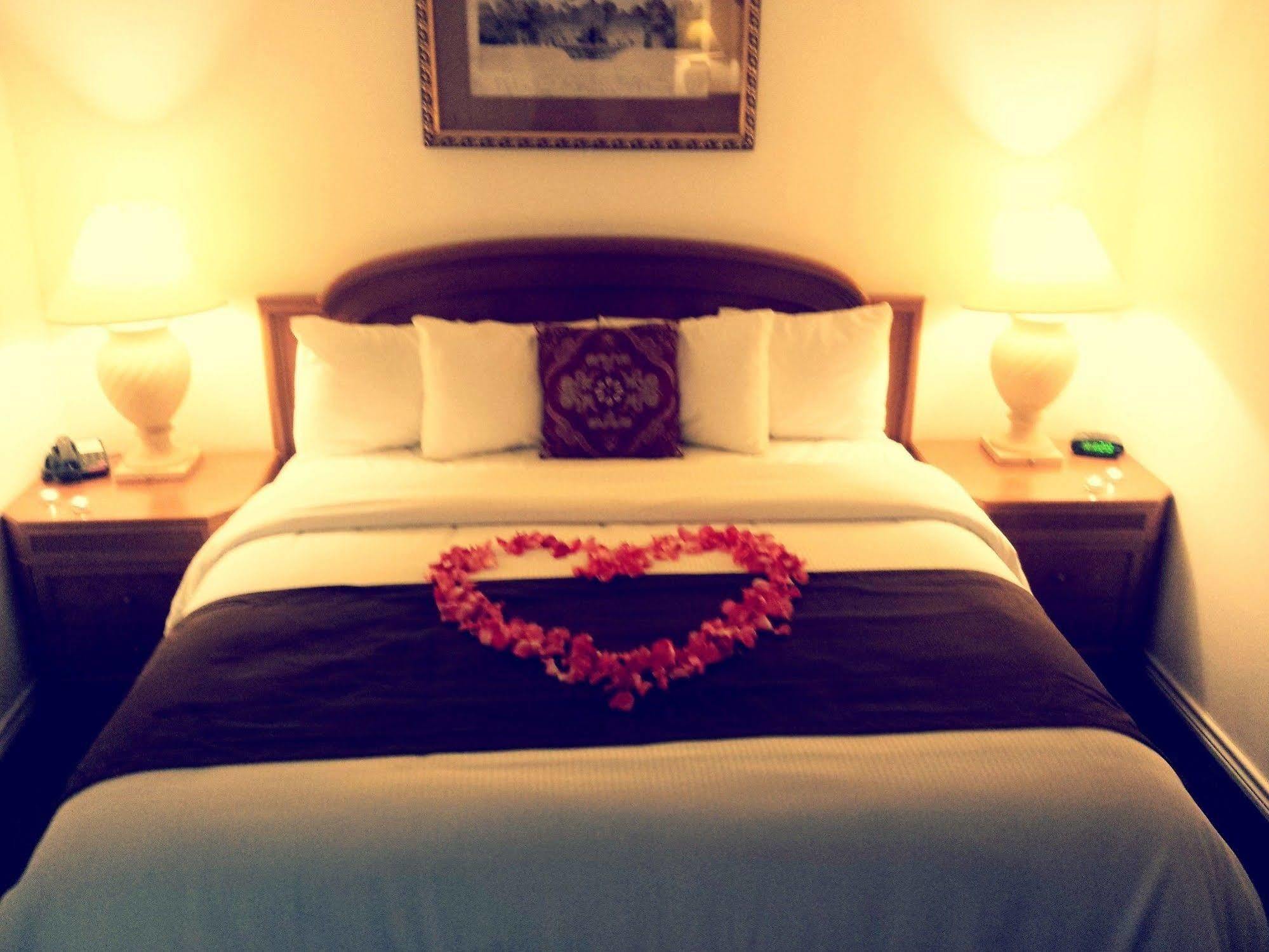 Hempstead Country Inn & Suites エクステリア 写真